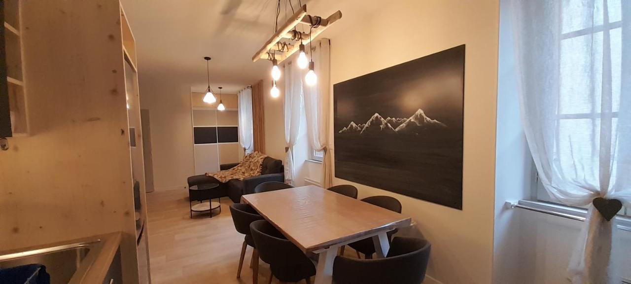 Tres Bel Appartement T3 Hyper Centre Entierement Renove En 2022 吕兹-圣索沃尔 外观 照片