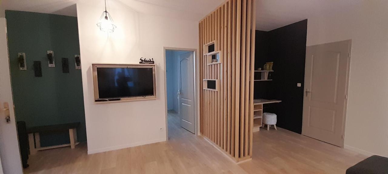 Tres Bel Appartement T3 Hyper Centre Entierement Renove En 2022 吕兹-圣索沃尔 外观 照片
